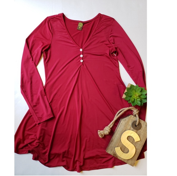 24/7 Comfort Apparel Tops - 💥SOLD💥•Burgundy long sleeve•